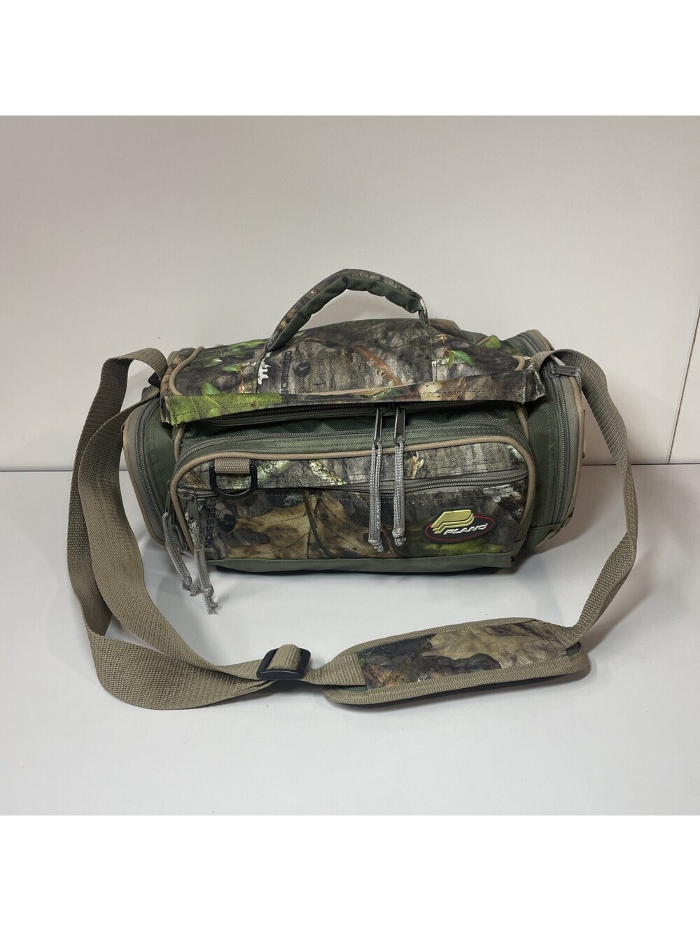 Plano Medium 3600 Series Mossy Oak Obsession Fishing Tackle Molded Bag Camo
